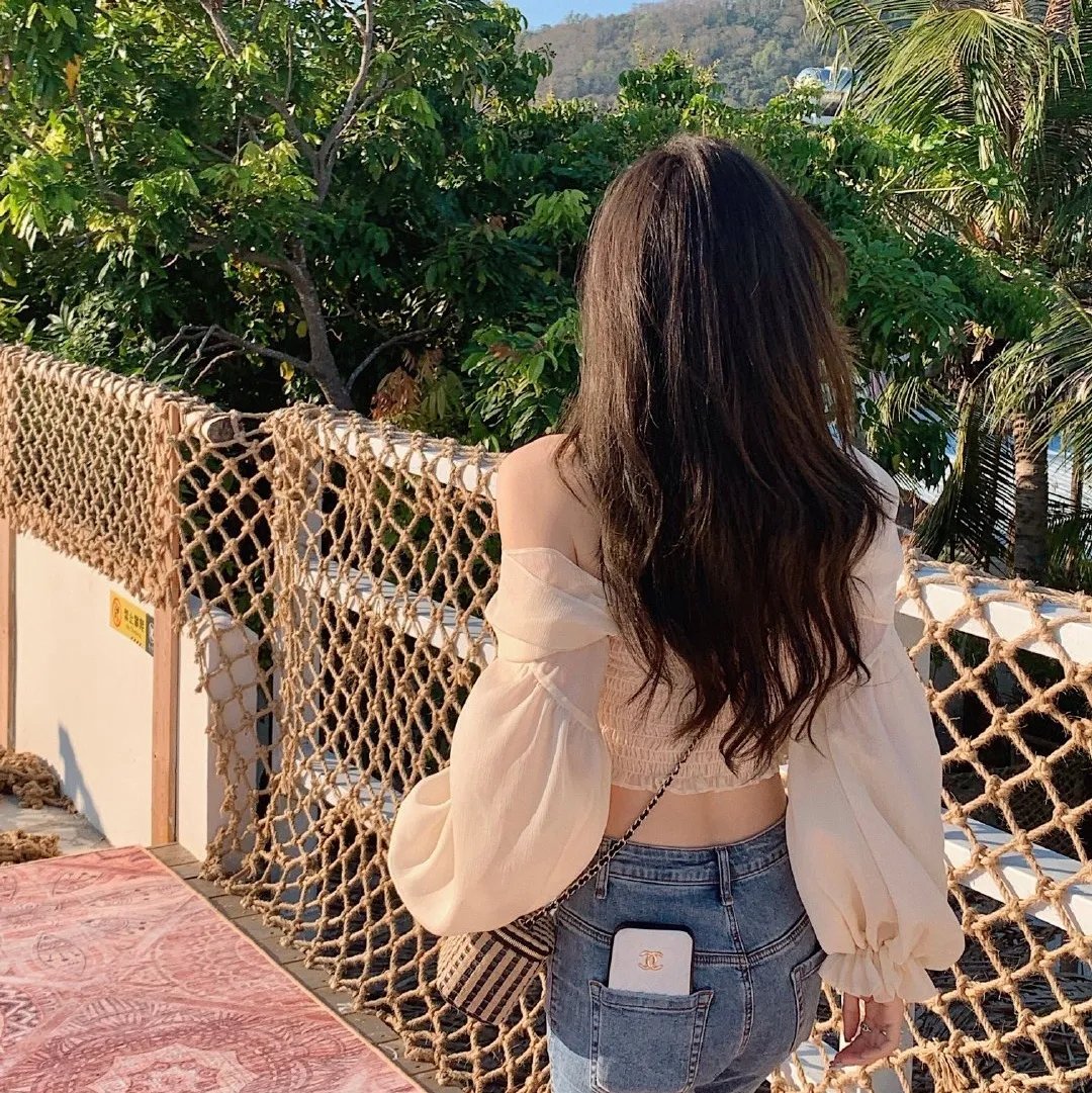 时有女子世无双